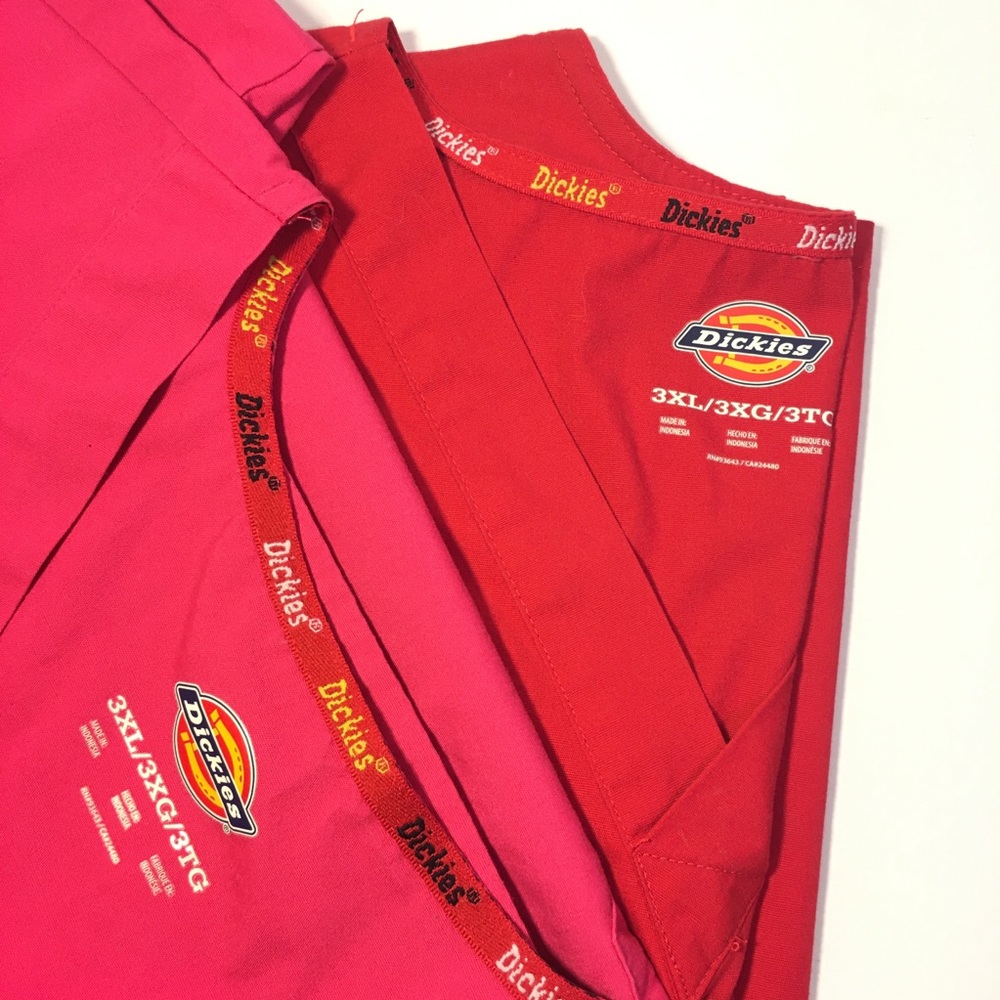 🥝 2 Pack - Pink & Red Scrub Tops